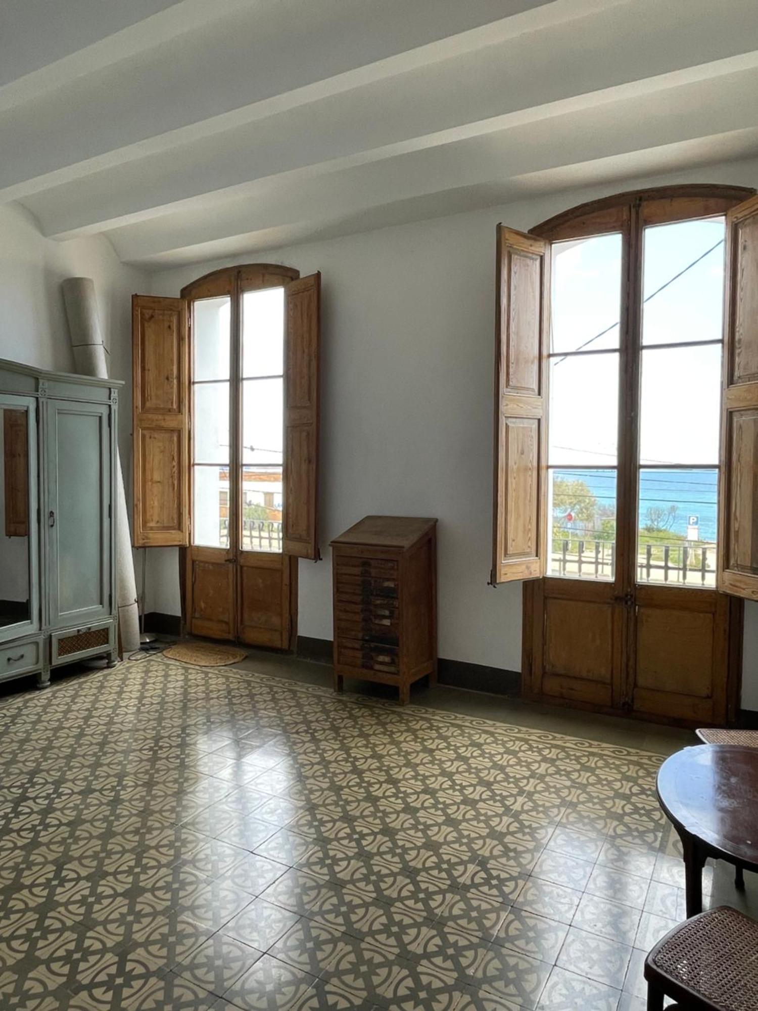 Espectacular Casa Indiana En Primera Linea De Mar Vilassar De Mar Εξωτερικό φωτογραφία